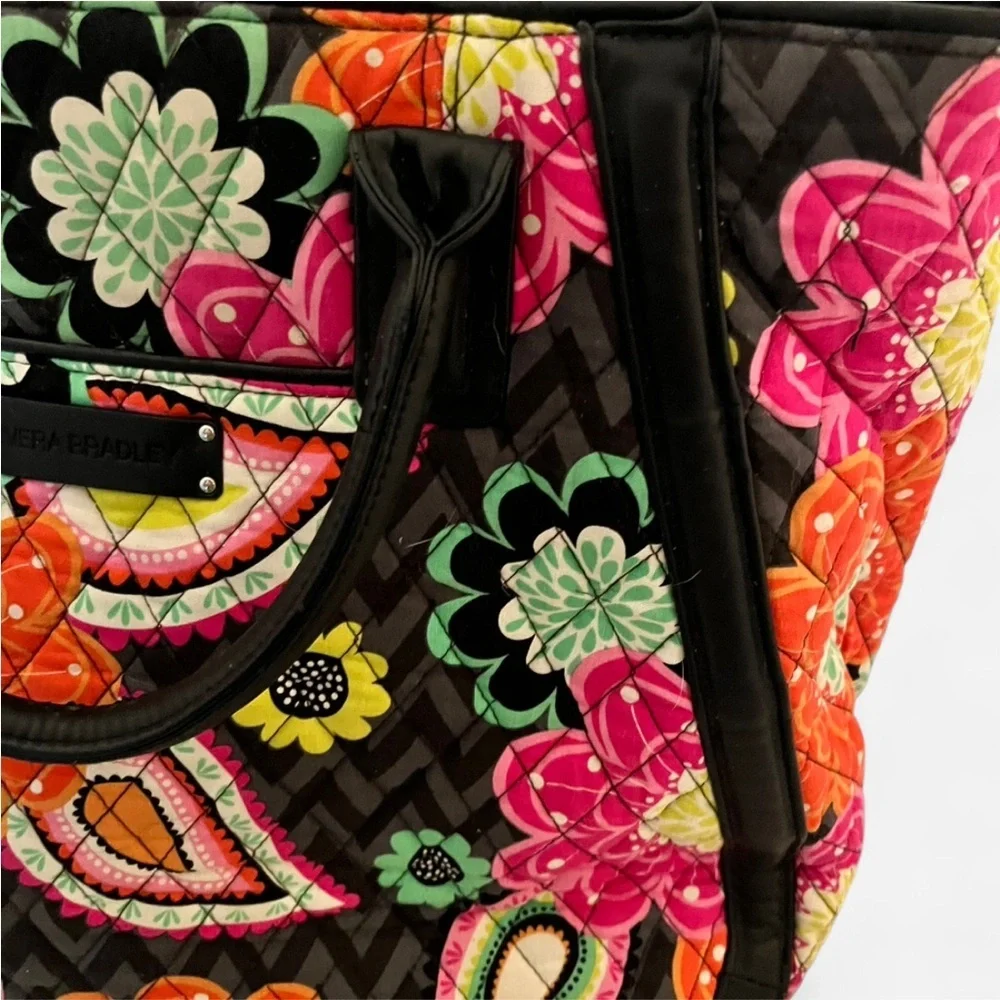 Vera Bradley Ziggy Zinnia *RETIRED* Trapeze Pink and Orange Floral Tote Bag